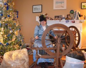 Alison spinning Victorian fashion